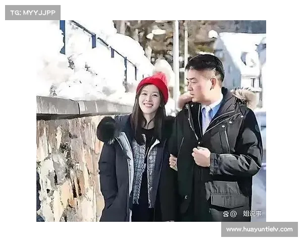 刘强东回宿迁视察与网友合影 章泽天伦敦练网球展现少女气质 刘强东回宿迁视察与网友合影 章泽天伦敦练网球展现少女气质